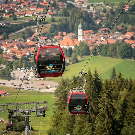 Haus Hindelang - 2 Fewos Mit Zugspitzblick, Inkl Koenigscard, Gratis Parken & Wlan, Self Check-in, 5 Minuten Ins Zentrum נסלוואנג