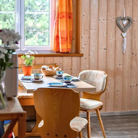 Haus Hindelang - 2 Fewos Mit Zugspitzblick, Inkl Koenigscard, Gratis Parken & Wlan, Self Check-in, 5 Minuten Ins Zentrum דירה