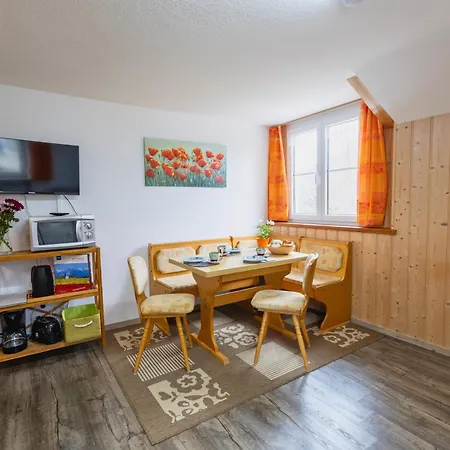 Haus Hindelang - 2 Fewos Mit Zugspitzblick, Inkl Koenigscard, Gratis Parken & Wlan, Self Check-in, 5 Minuten Ins Zentrum דירה נסלוואנג