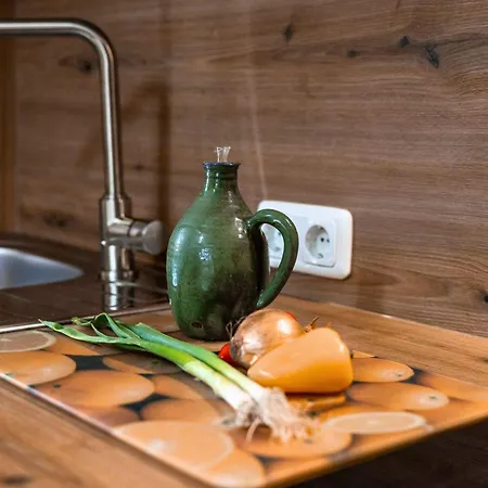 Haus Hindelang - 2 Fewos Mit Zugspitzblick, Inkl Koenigscard, Gratis Parken & Wlan, Self Check-in, 5 Minuten Ins Zentrum