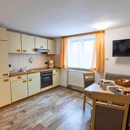 דירה Haus Hindelang - 2 Fewos Mit Zugspitzblick, Inkl Koenigscard, Gratis Parken & Wlan, Self Check-in, 5 Minuten Ins Zentrum