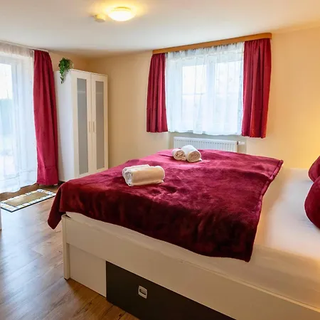 דירה Haus Hindelang - 2 Fewos Mit Zugspitzblick, Inkl Koenigscard, Gratis Parken & Wlan, Self Check-in, 5 Minuten Ins Zentrum *