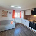 Haus Hindelang - 2 Fewos Mit Zugspitzblick, Inkl Koenigscard, Gratis Parken & Wlan, Self Check-in, 5 Minuten Ins Zentrum Appartamento Nesselwang