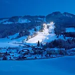 Appartamento Haus Hindelang - 2 Fewos Mit Zugspitzblick, Inkl Koenigscard, Gratis Parken & Wlan, Self Check-in, 5 Minuten Ins Zentrum *
