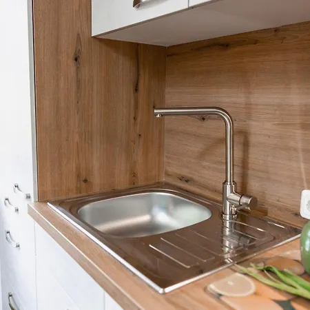 Haus Hindelang - 2 Fewos Mit Zugspitzblick, Inkl Koenigscard, Gratis Parken & Wlan, Self Check-in, 5 Minuten Ins Zentrum