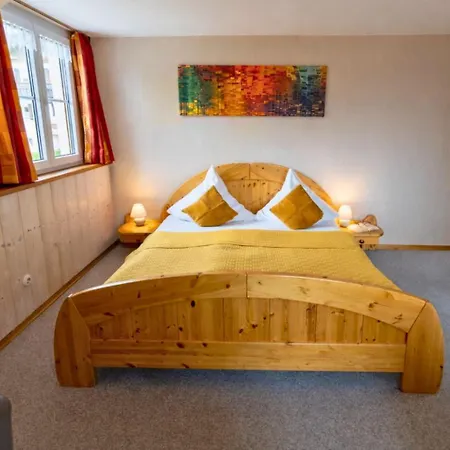 Haus Hindelang - 2 Fewos Mit Zugspitzblick, Inkl Koenigscard, Gratis Parken & Wlan, Self Check-in, 5 Minuten Ins Zentrum