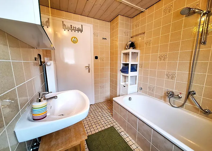 Haus Hindelang - 2 Fewos Mit Zugspitzblick, Inkl Koenigscard, Gratis Parken & Wlan, Self Check-in, 5 Minuten Ins Zentrum 아파트