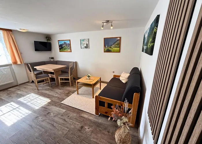 아파트 Haus Hindelang - 2 Fewos Mit Zugspitzblick, Inkl Koenigscard, Gratis Parken & Wlan, Self Check-in, 5 Minuten Ins Zentrum 네쎌방